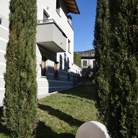 Fuga Dalla Citta App Paglia *